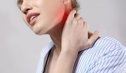Dolor de osteocondrosis en el cuello